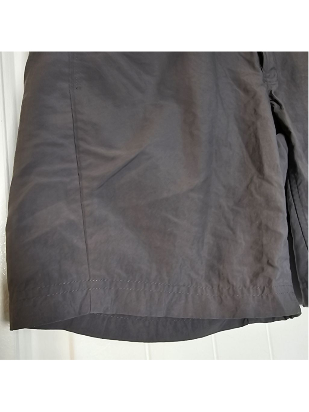 Mountain Hardwear sz 10 grey cargo hiking shorts with built in belt - Picture 5 of 14